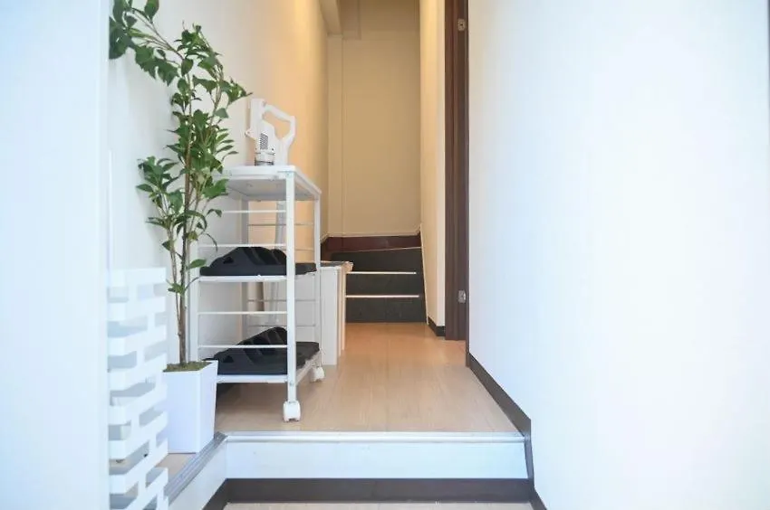 Apartment Yian-Taito City Tokyo Japan